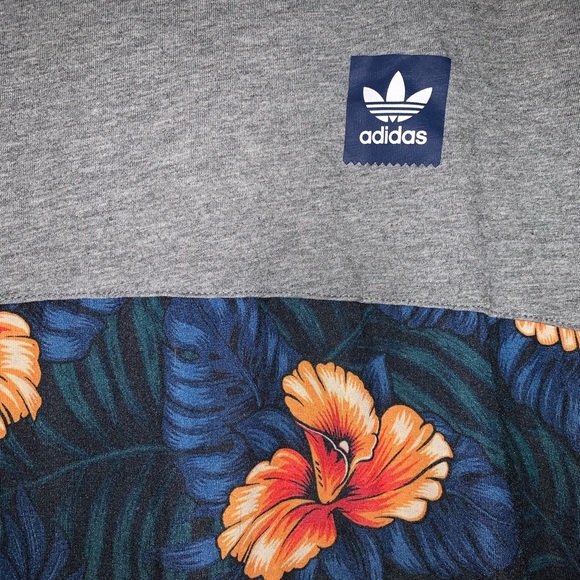 Floral Scoop Tee - Adidas ! - Picture 2 of 3